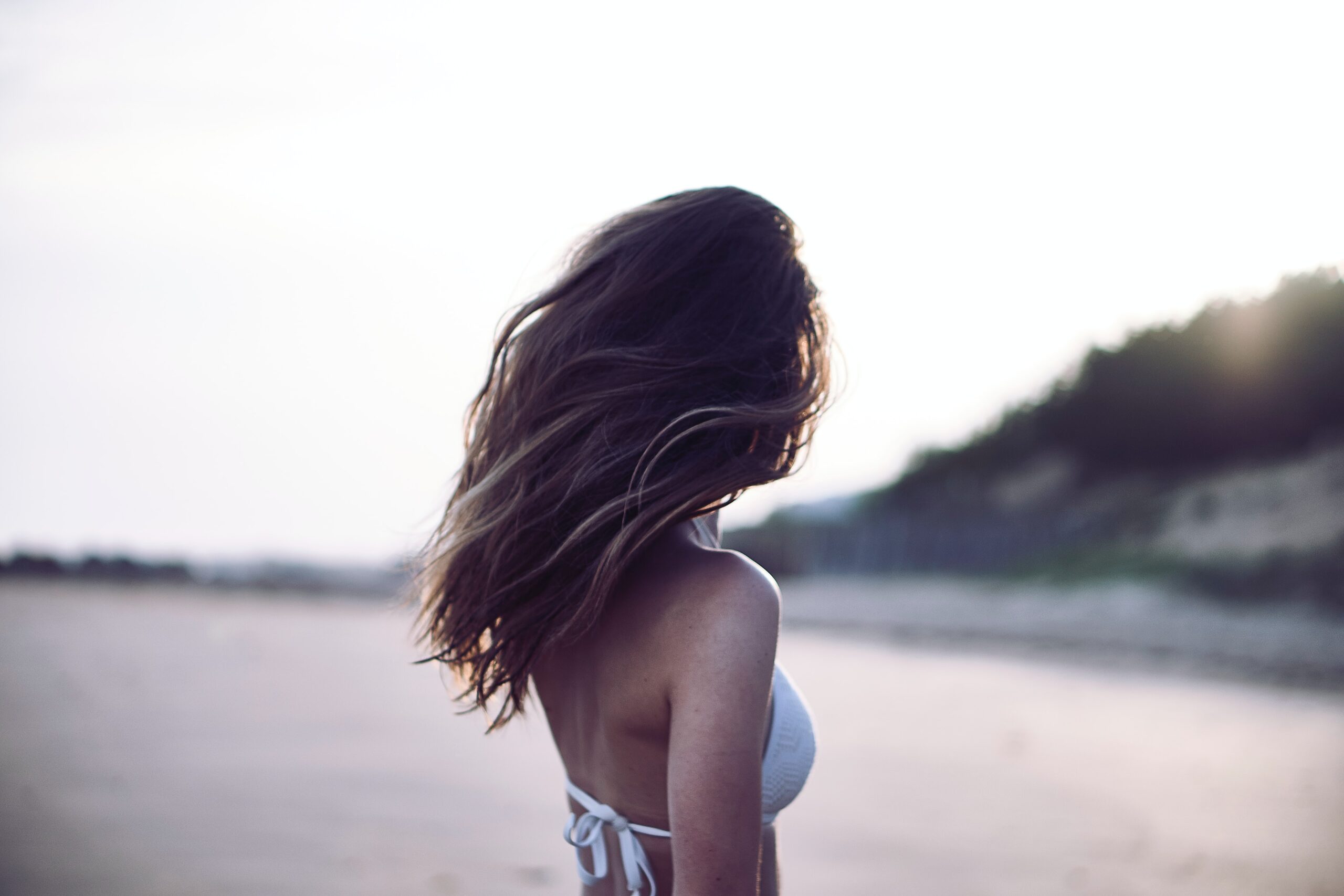 Cuida tu cabello en la playa.
